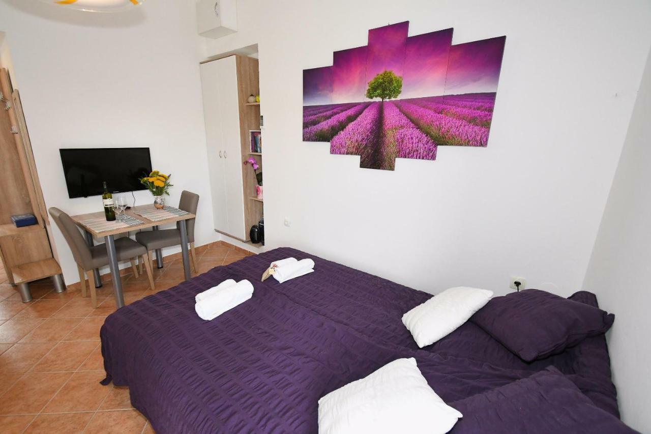 Studio Apartman Kris Marinici  Zewnętrze zdjęcie