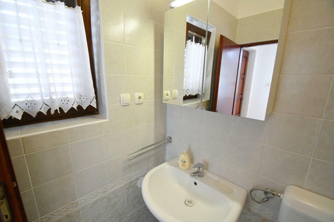 Studio Apartman Kris Marinici  Zewnętrze zdjęcie